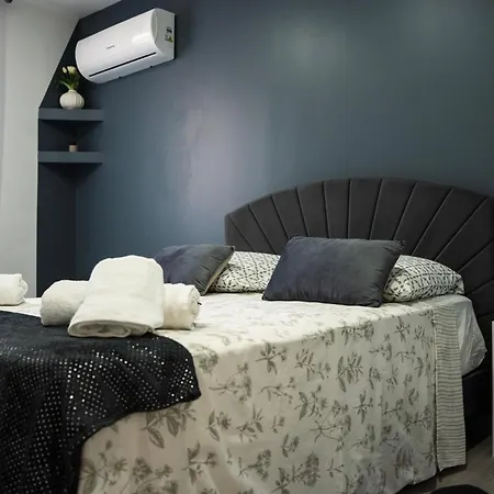 Appartement Charmante Maison Au Coeur De 6 Personnes Puicheric